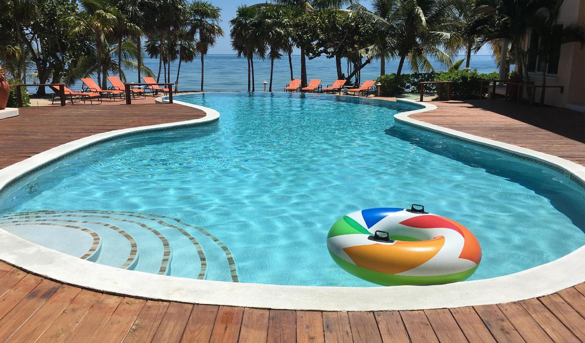 拉鲁贝亚度假酒店 Placencia 外观 照片